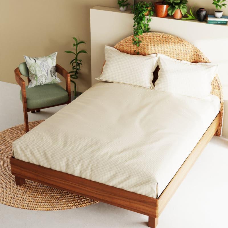 Buy Brio Checkered Bedsheet - Ivory Bedsheets from Vaaree