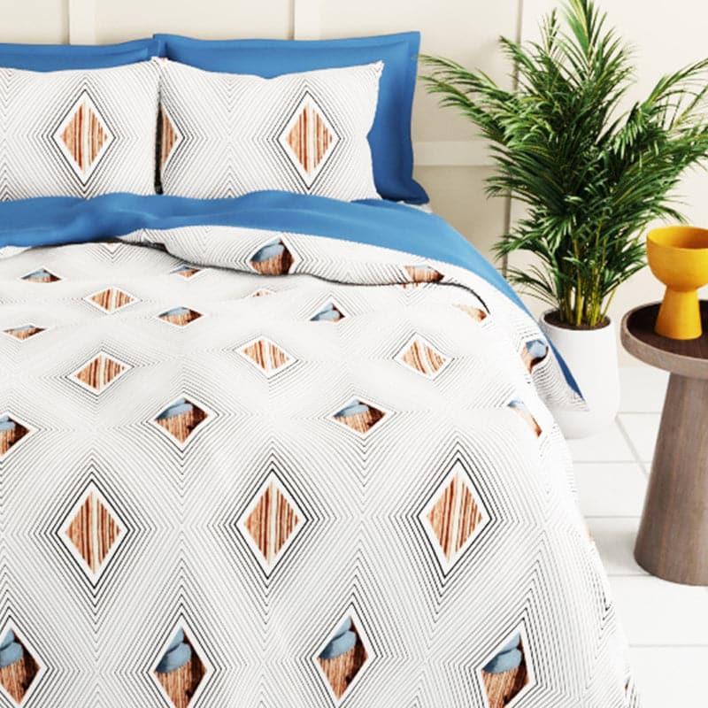 Buy Estes Geometric Bedsheet Bedsheets from Vaaree