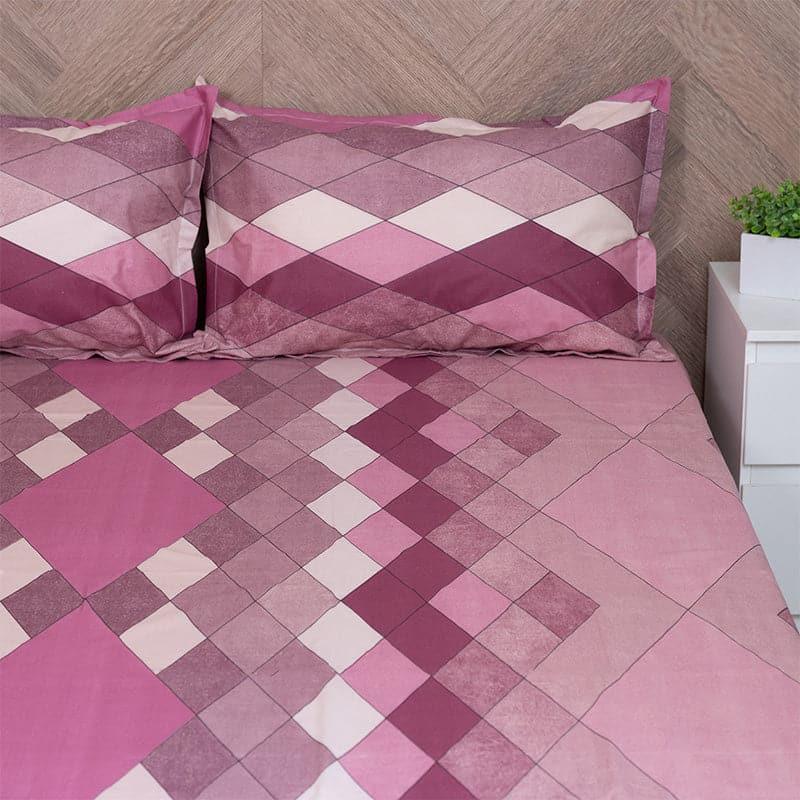 Buy Jora Geometric Bedsheet - Pink Bedsheets from Vaaree