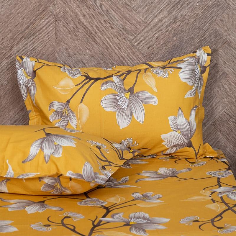 Buy Lidera Flora Bedsheet - Yellow Bedsheets from Vaaree