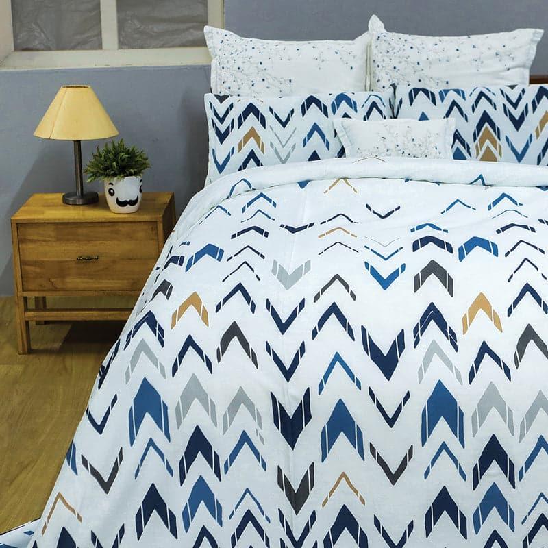 Buy Marko Chrome Bedsheet Bedsheets from Vaaree