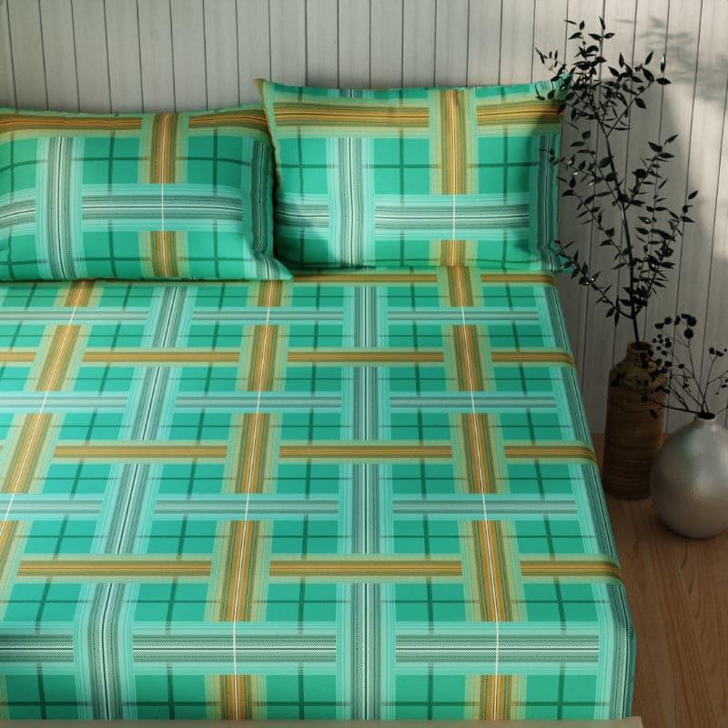 Buy Mistra Checkered Bedsheet - Green Bedsheets from Vaaree