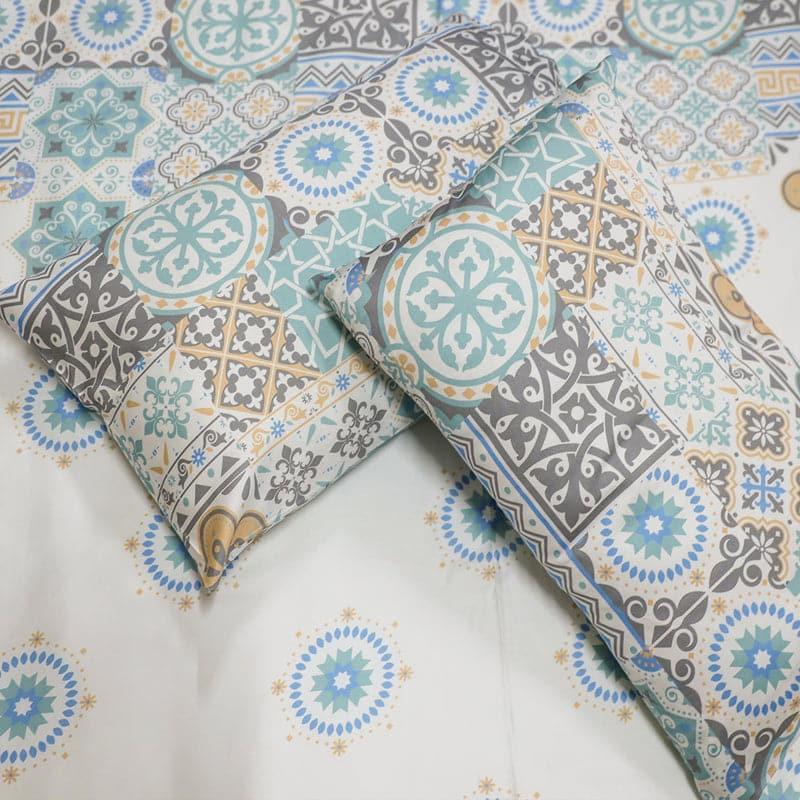 Buy Bedsheet - Morocco Muse Bedsheet - Aqua at Vaaree online