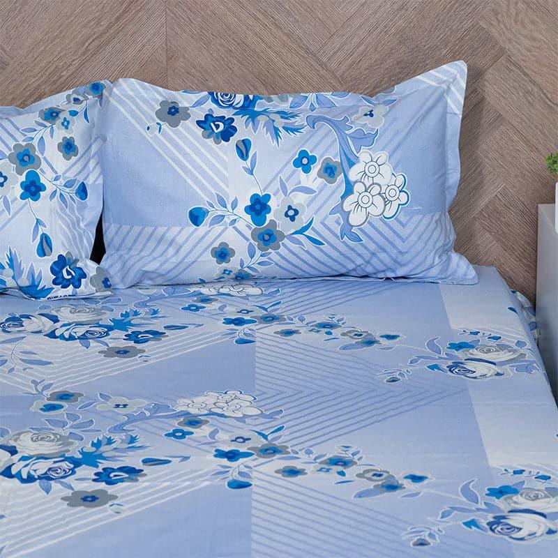 Buy Nidra Floral Bedsheet - Blue Bedsheets from Vaaree