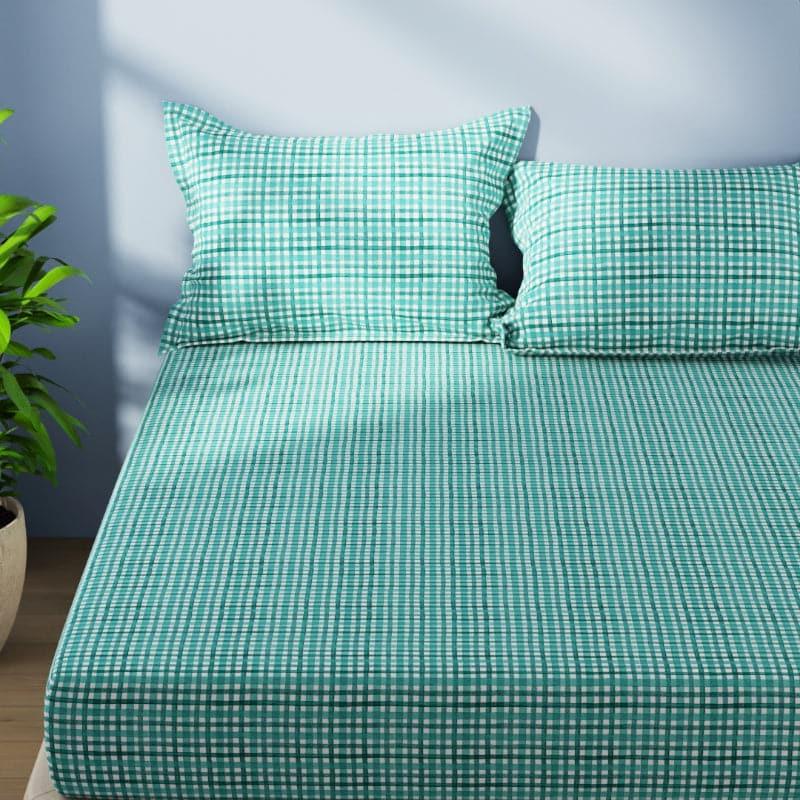 Buy Niko Grided Bedsheet - Aqua Bedsheets from Vaaree