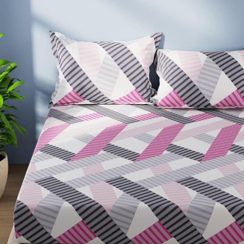 Buy Pordo Striped Bedsheet - Pink Bedsheets from Vaaree