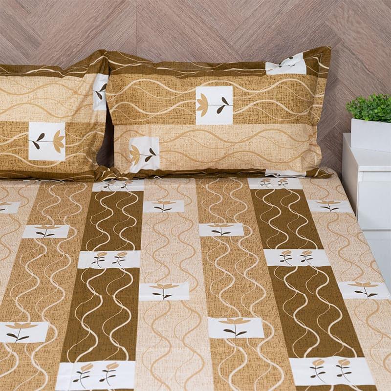 Buy Shirava Wavy Bedsheet - Brown Bedsheets from Vaaree