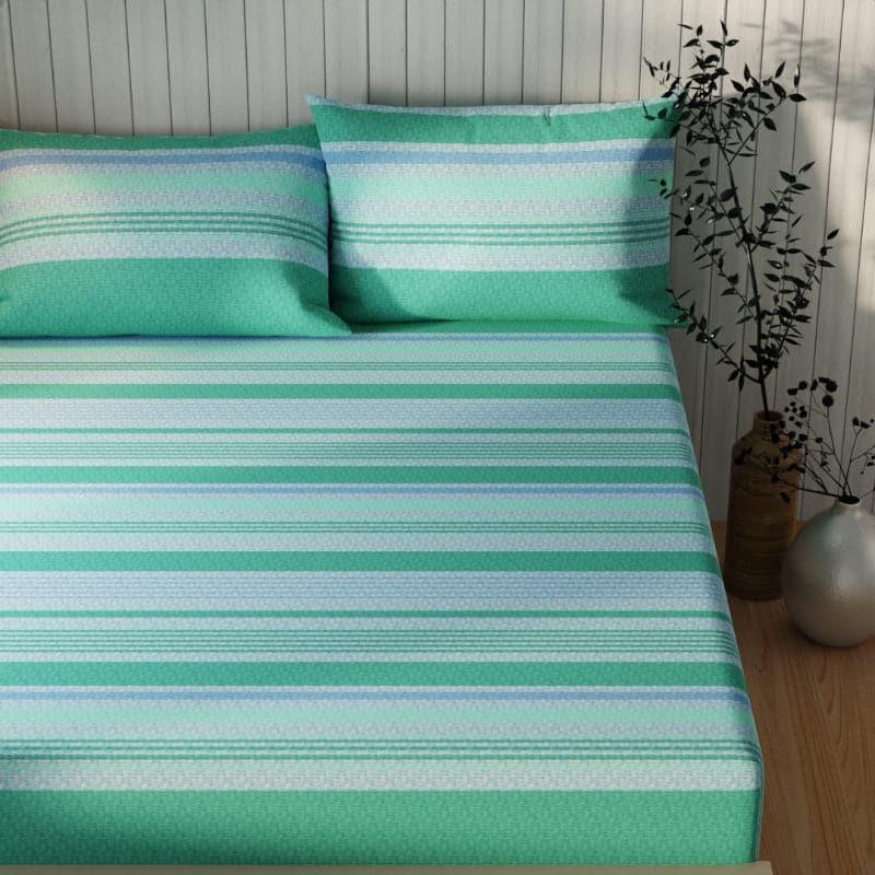 Buy Yovono Striped Bedsheet -Green Bedsheets from Vaaree