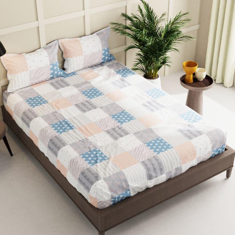 Buy Yuolo Grided Bedsheet Bedsheets from Vaaree