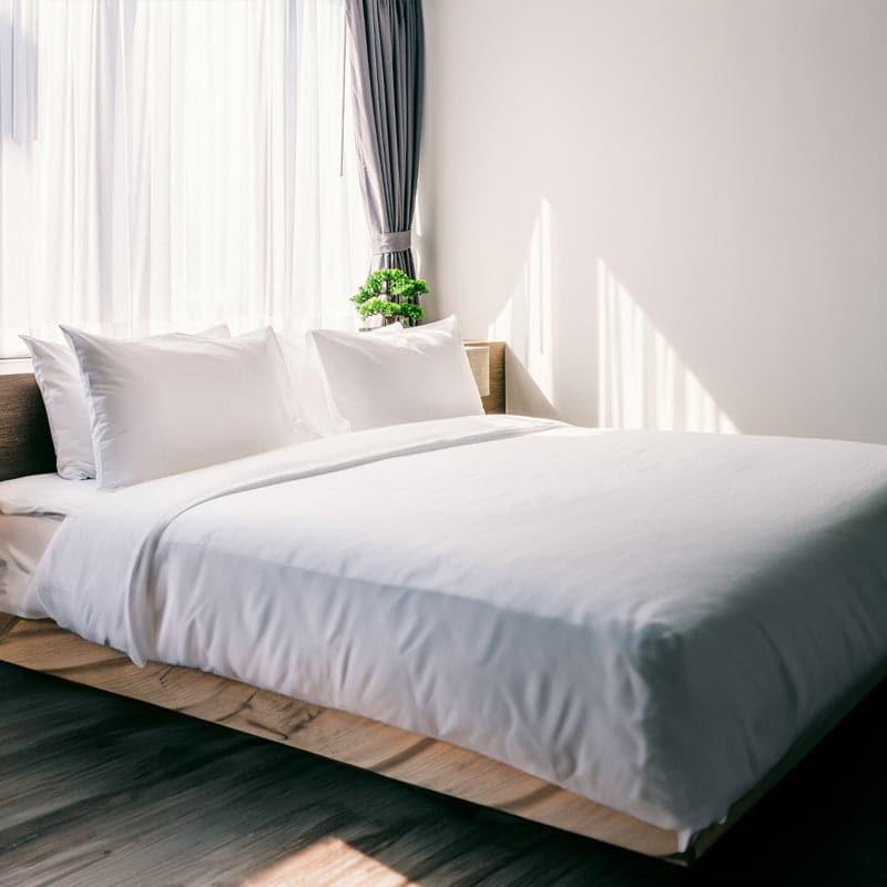 Buy Zuma Solid Bedsheet - White Bedsheets from Vaaree