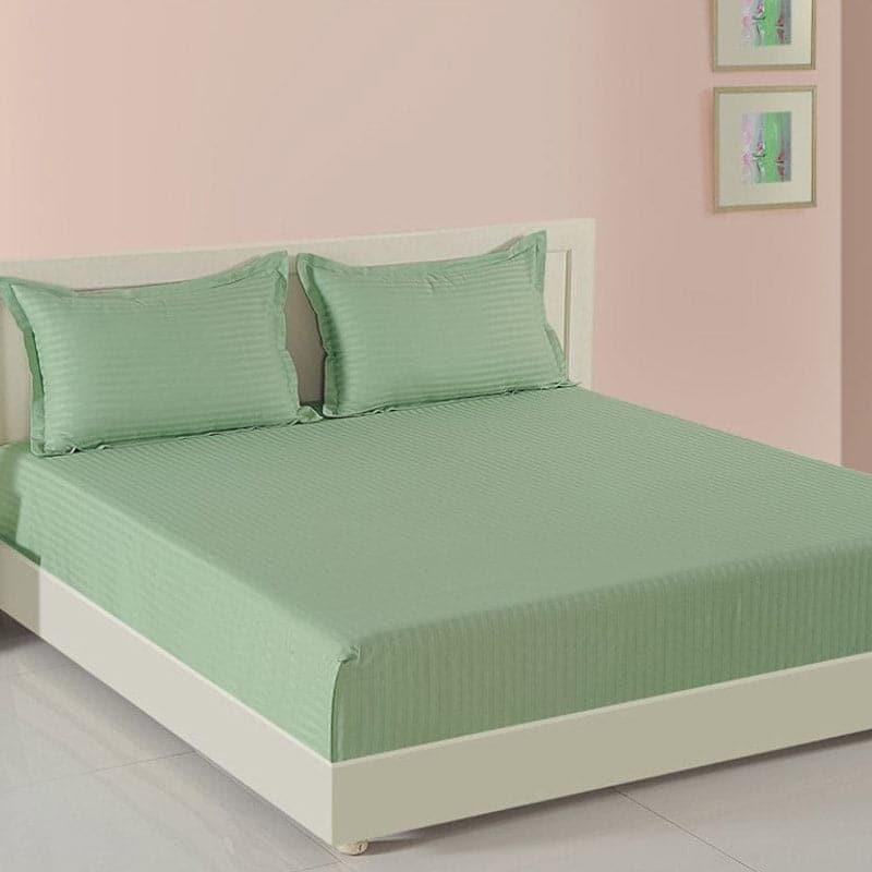 Buy Aamodh Solid Bedsheet - Green Bedsheets from Vaaree