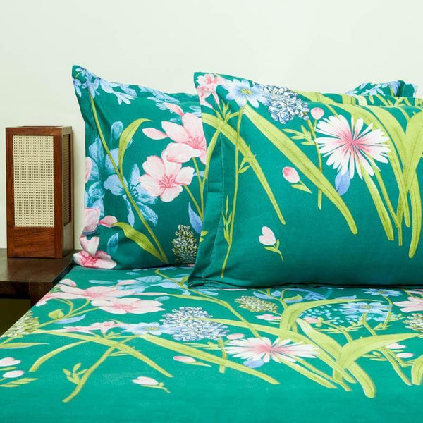 Buy Ailana Floral Bedsheet Bedsheets from Vaaree