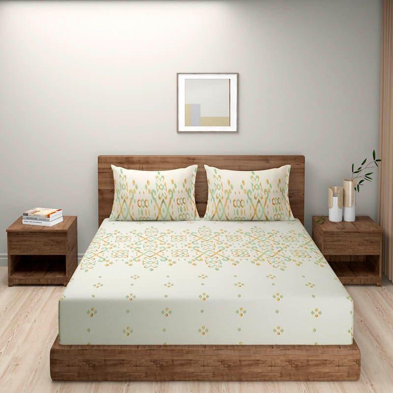 Buy Akshit Ethnic Bedsheet - Green Bedsheets from Vaaree