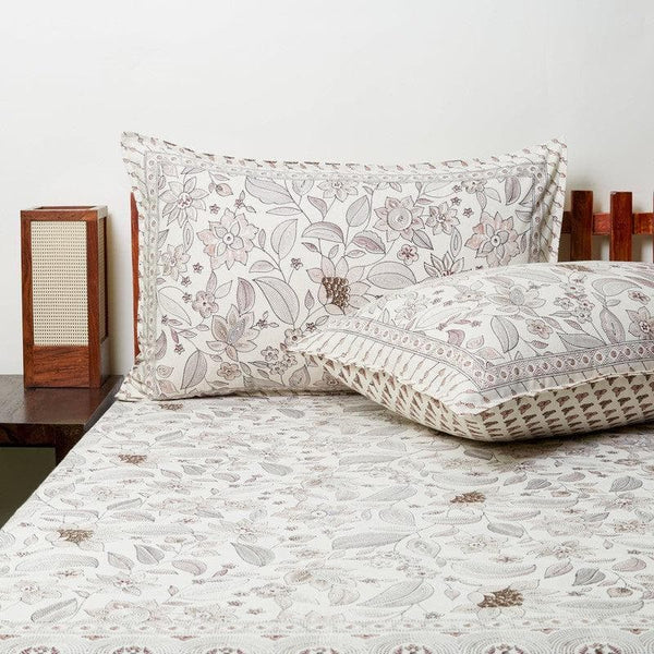 Buy Bedsheets - Alma Floral Bedsheet - Maroon at Vaaree online