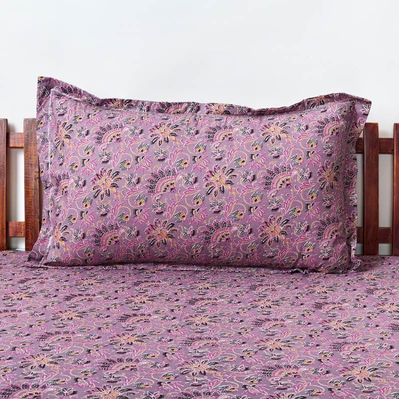 Buy Anahita Ethnic Bedsheet - Pink Bedsheets from Vaaree