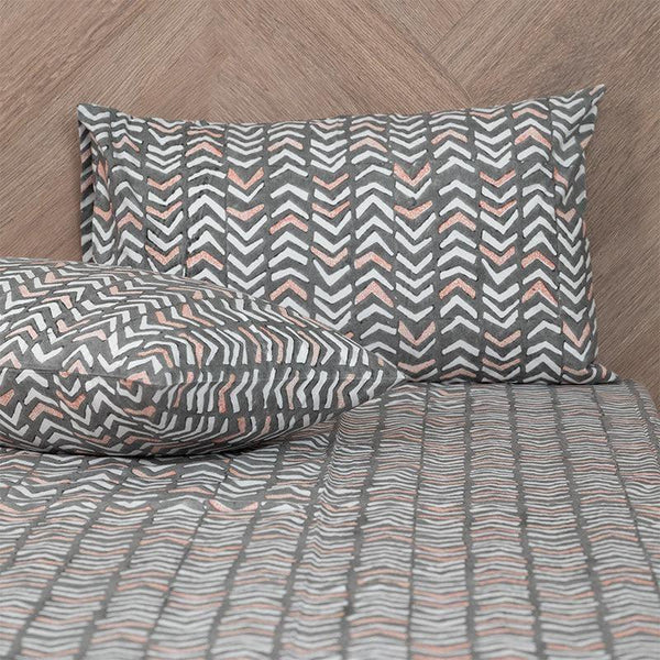 Buy Bedsheets - Arrow Stripe Bedsheet - Black at Vaaree online