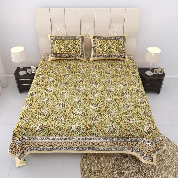 Buy Astrid Printed Bedsheet - Green Bedsheets from Vaaree