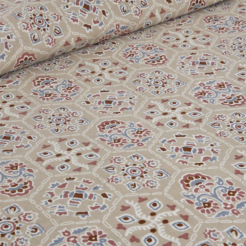 Buy Avsara Floral Bedsheet - Maroon & Beige Bedsheets from Vaaree