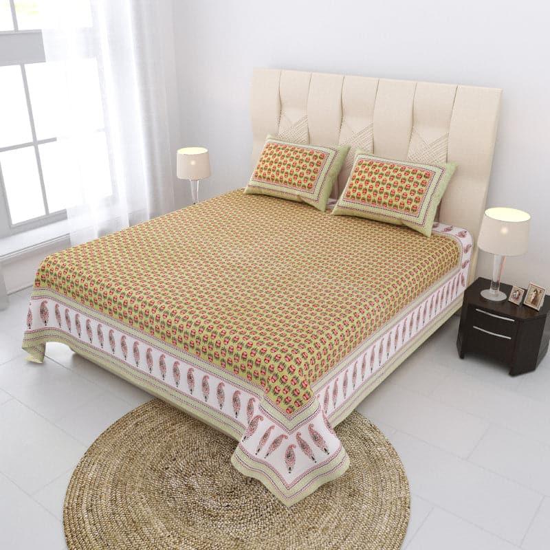 Buy Azalea Printed Bedsheet - Fern & Red Bedsheets from Vaaree