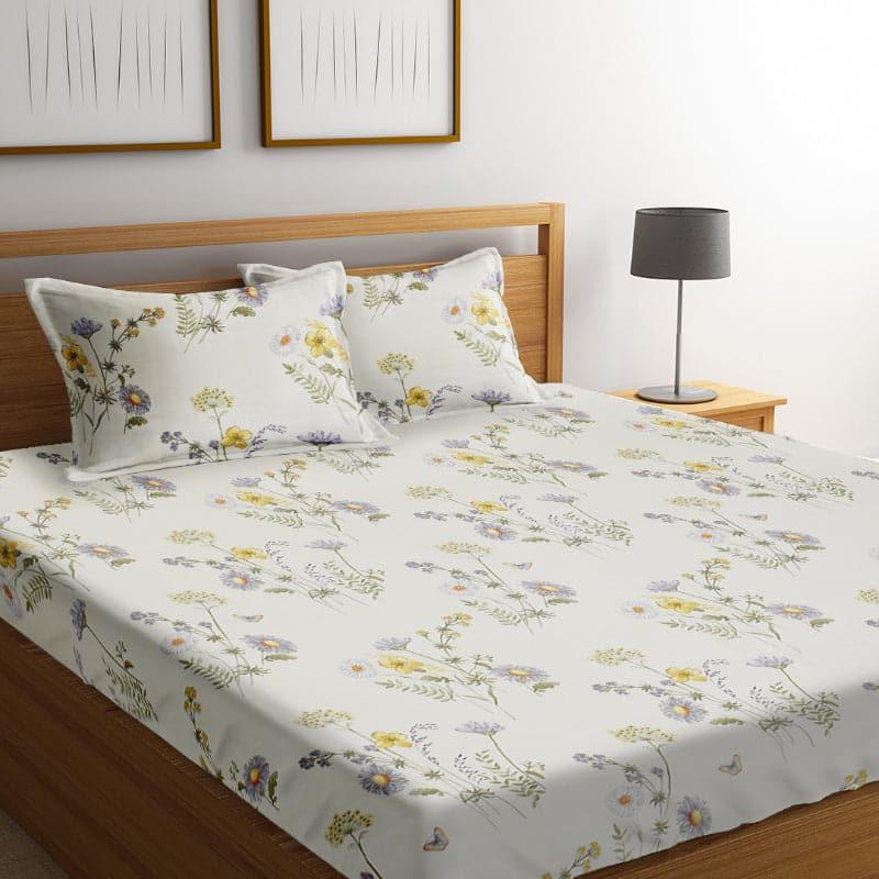 Buy Azriel Floral Bedsheet Bedsheets from Vaaree