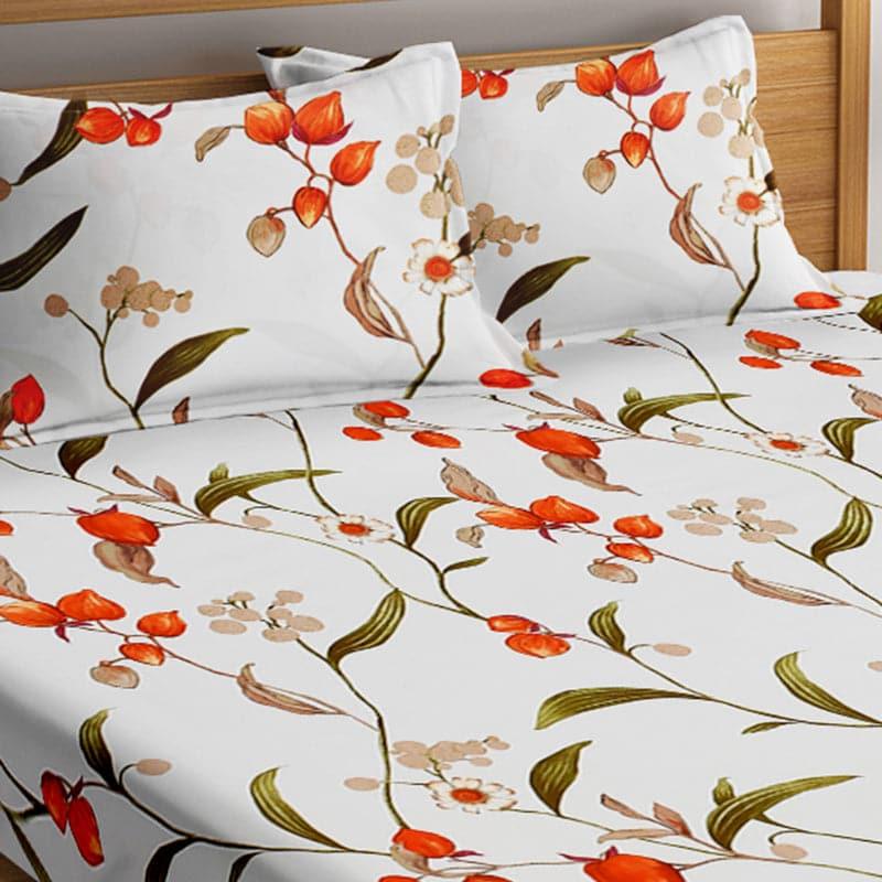 Buy Berry Blossom Bedsheet Bedsheets from Vaaree