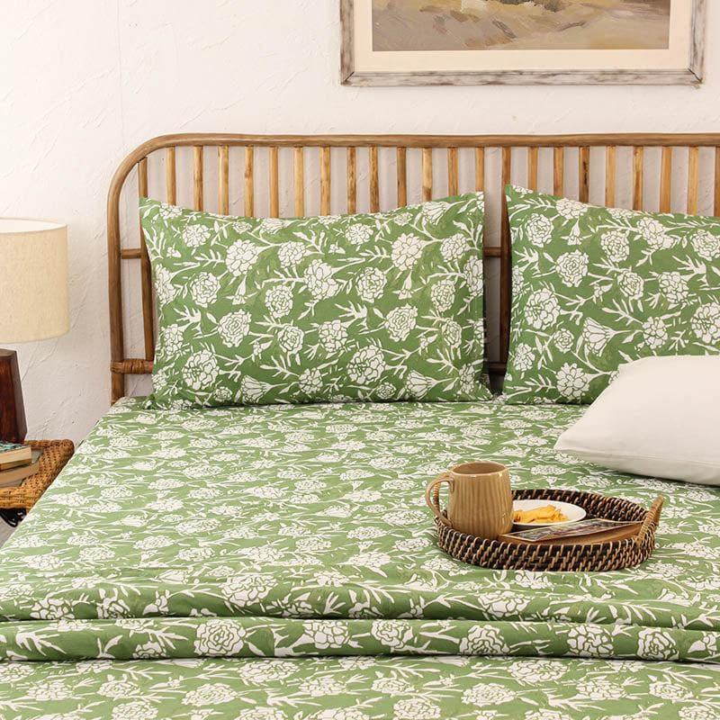 Buy Blossom Breeze Bedsheet - Green Bedsheets from Vaaree