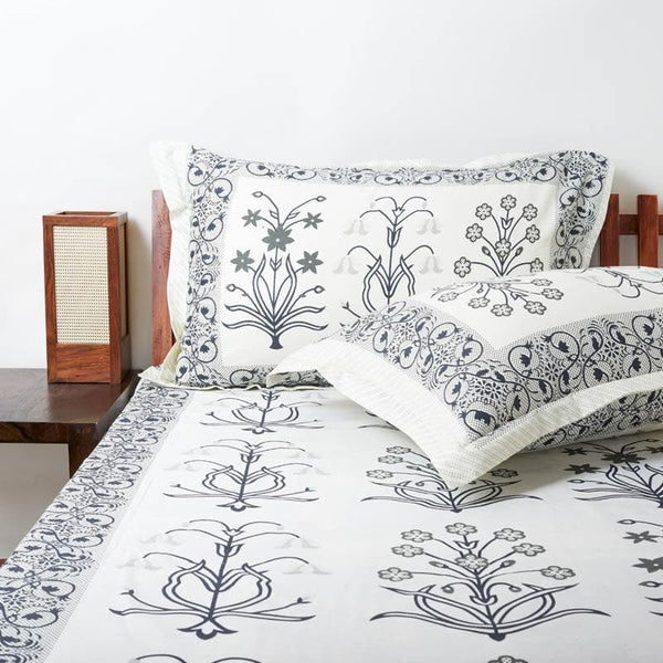 Buy Cameliaa Printed Bedsheet - Grey Bedsheets from Vaaree