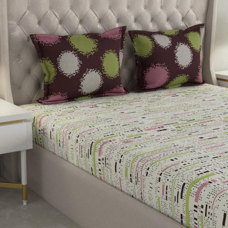 Buy Charmisi Printed Bedsheet - Burgundy Bedsheets from Vaaree