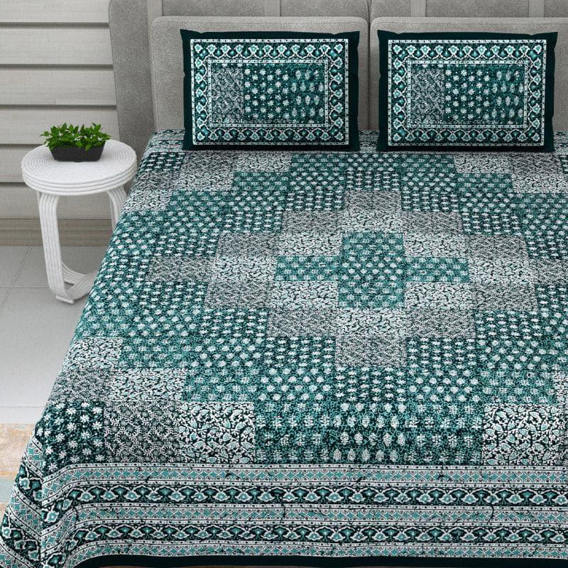 Buy Checkered Glam Ethnic Bedsheet - Green Bedsheets from Vaaree