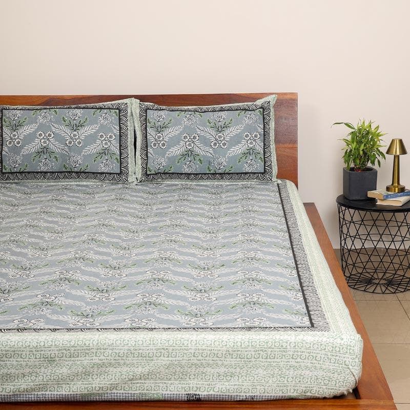 Buy Chevronned Jaipuri Bedsheet - Blue Bedsheets from Vaaree