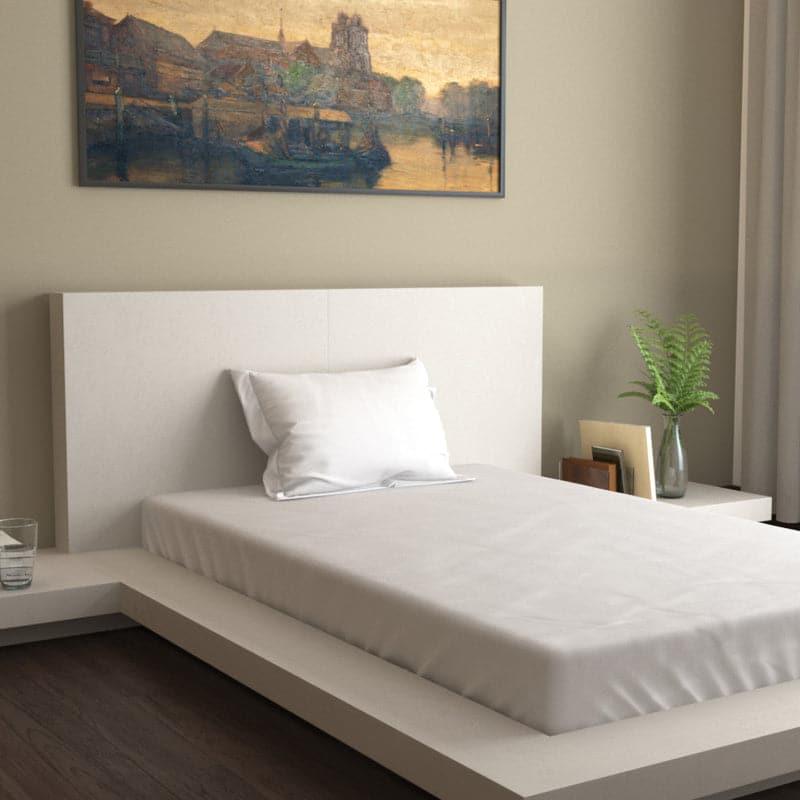 Buy Chromo Cozy Solid Bedsheet - White Bedsheets from Vaaree