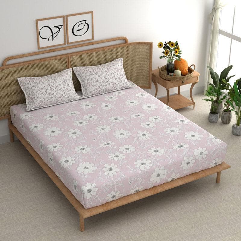 Buy Daisy Gardenia Floral Bedsheet Bedsheets from Vaaree