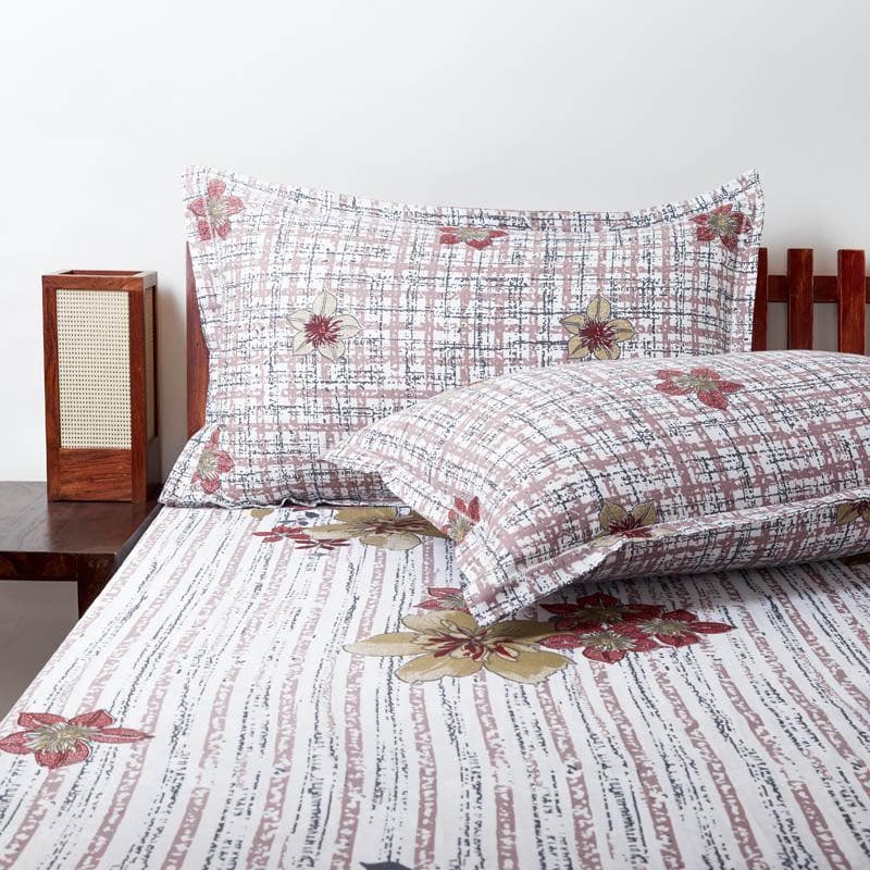 Buy Duli Printed Bedsheet - Pink Bedsheets from Vaaree