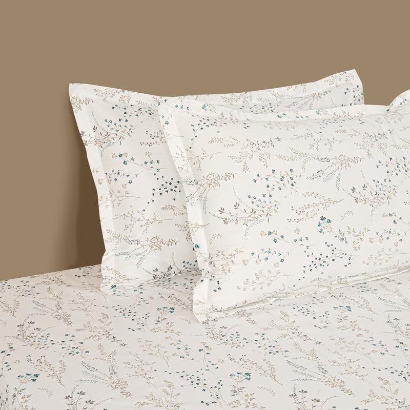 Buy Swayam Cream Evara Floral Bedsheet - 200 TC || Super Soft Bedsheets from Vaaree