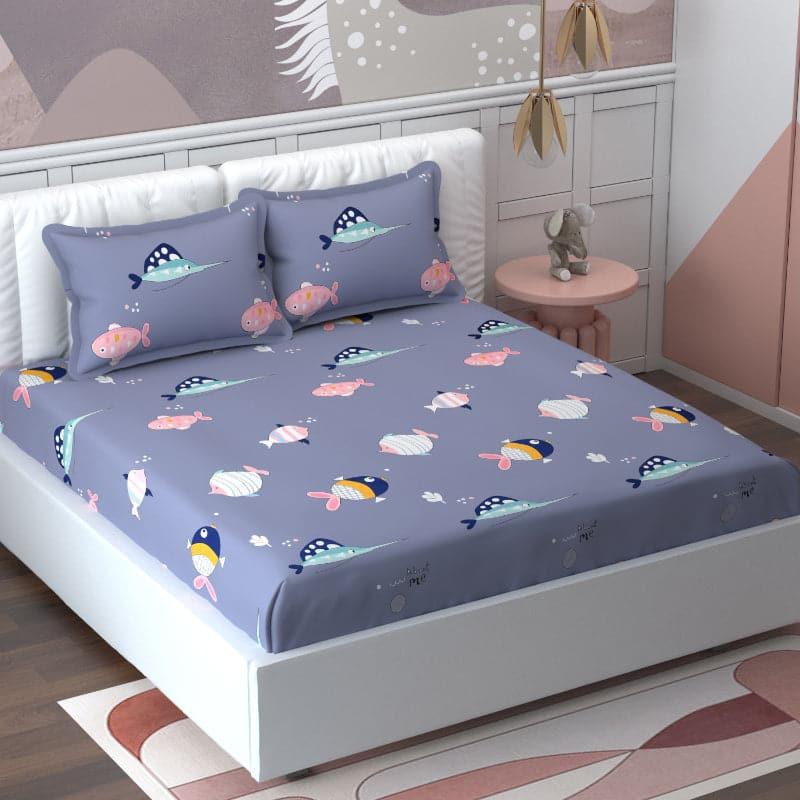 Buy Fish Pond Bedsheet Bedsheets from Vaaree