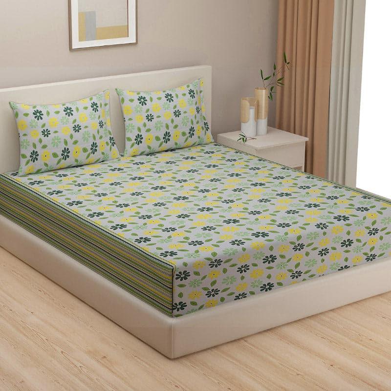 Buy Floral Punch Bedsheet - Green Bedsheets from Vaaree