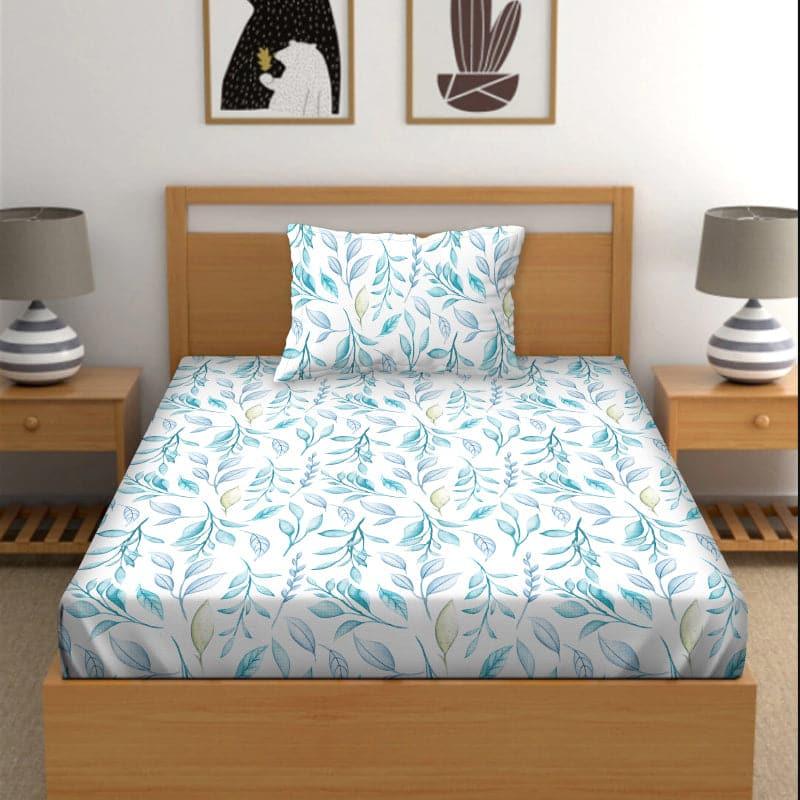 Buy Floreda Bedsheet Combo Bedsheets from Vaaree