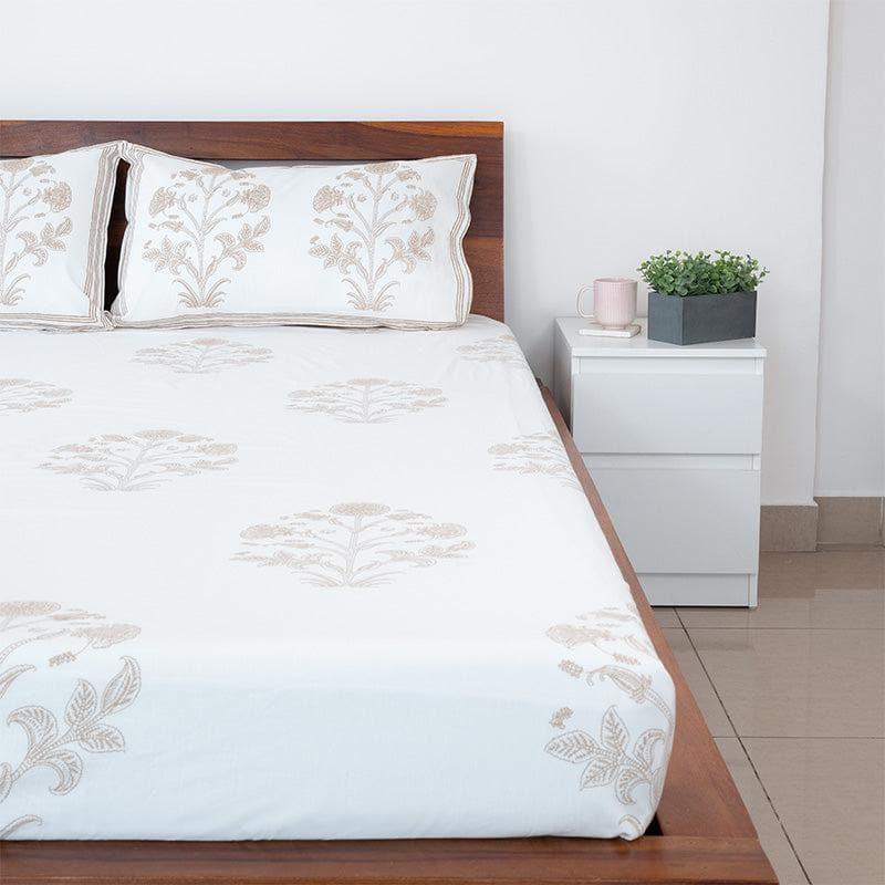 Buy Gaatha Floral Bedsheet - Beige Bedsheets from Vaaree