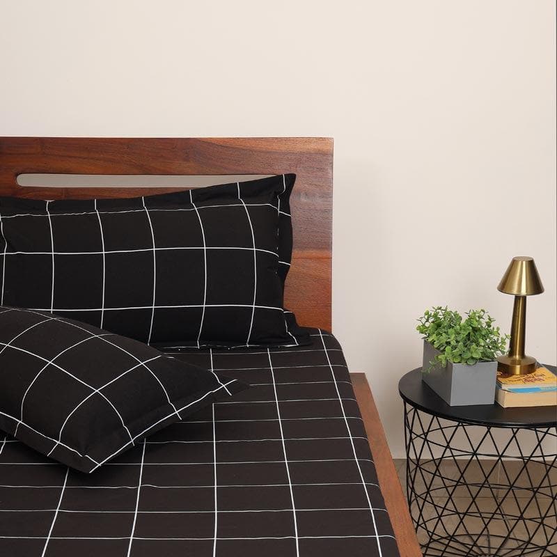 Bedsheets - Goth Checks Bedsheet