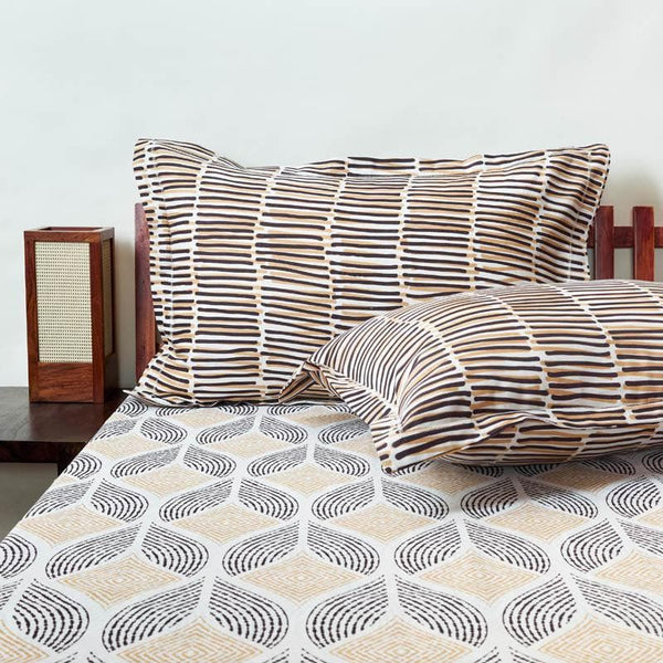 Buy Guleira Printed Bedsheet - Brown Bedsheets from Vaaree