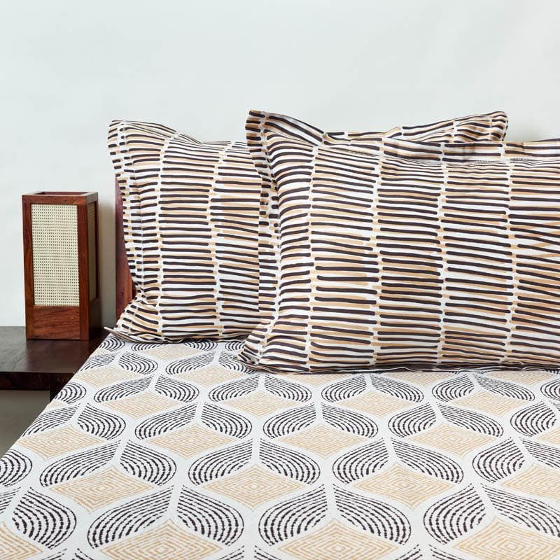 Buy Guleira Printed Bedsheet - Brown Bedsheets from Vaaree