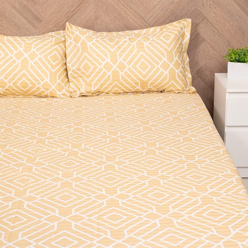 Buy Helga Hume Bedsheet - Yellow Bedsheets from Vaaree