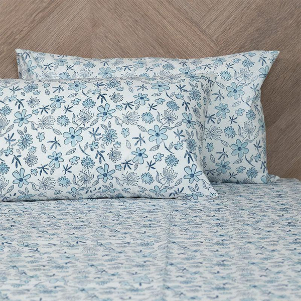 Buy Iris Floral Bedsheet - Blue Bedsheets from Vaaree