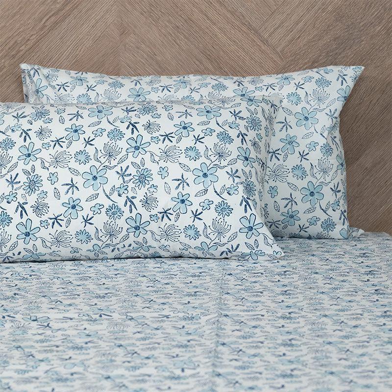 Buy Iris Floral Bedsheet - Blue Bedsheets from Vaaree