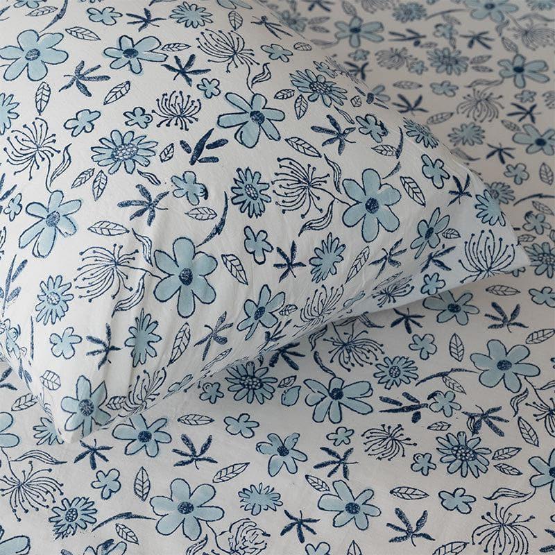 Buy Iris Floral Bedsheet - Blue Bedsheets from Vaaree