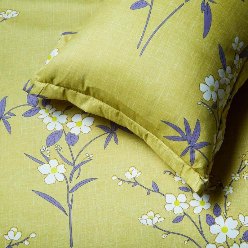 Buy Bedsheets - Ishaani Floral Bedsheet - Green at Vaaree online