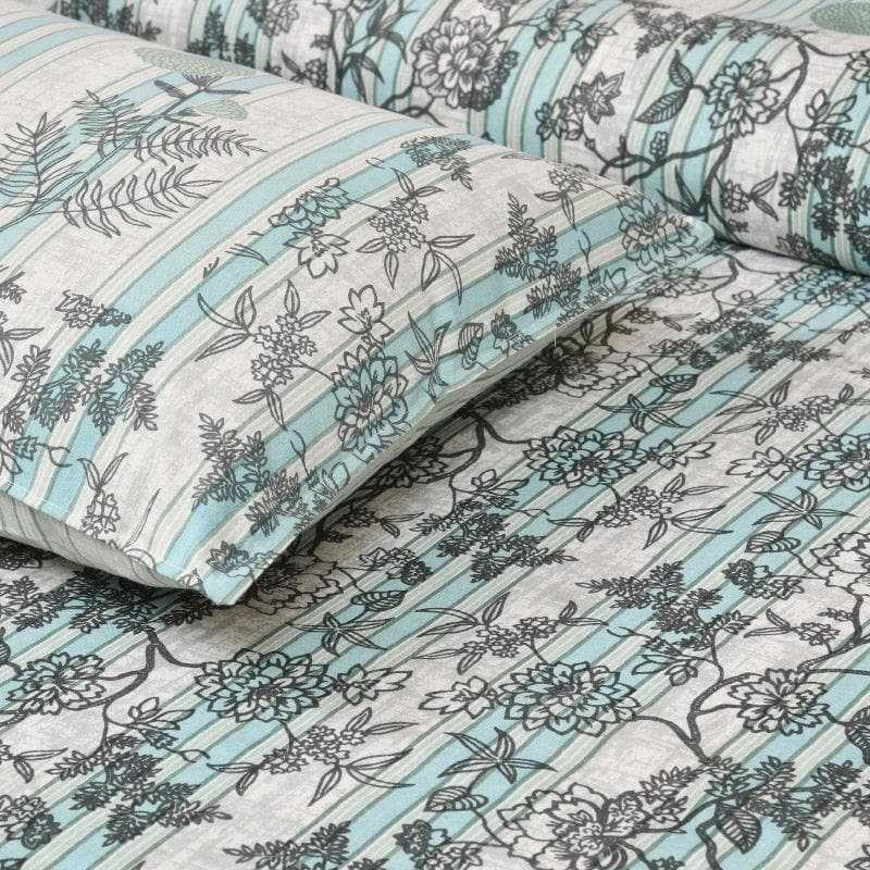 Buy Jamesaari Printed Bedsheet - Teal Bedsheets from Vaaree