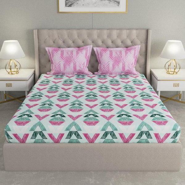 Buy Jester Printed Bedsheet - Pink Bedsheets from Vaaree