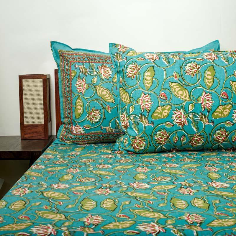 Buy Jewelina Floral Printed Bedsheet - Sea Green Bedsheets from Vaaree