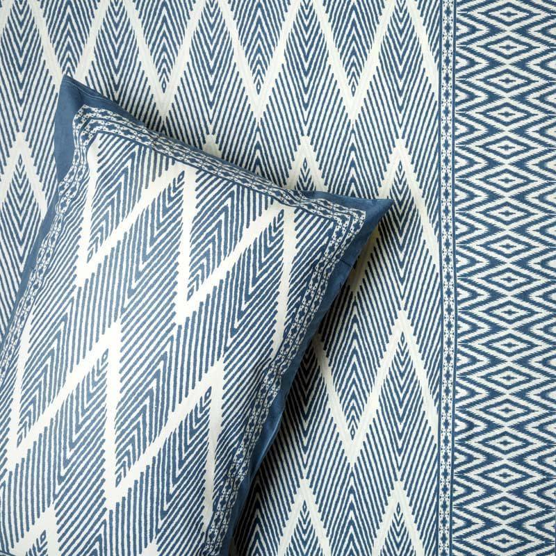 Buy Jorie Geometric Printed Bedsheet - Blue Bedsheets from Vaaree